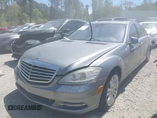 2010 Mercedes-Benz S 400 with VIN WDDNG9FB9AA303374, listed as a IAAI auction lot 42017795 with 79,883 mi miles and . Bid and sale history available at DreamBid. Image 2.