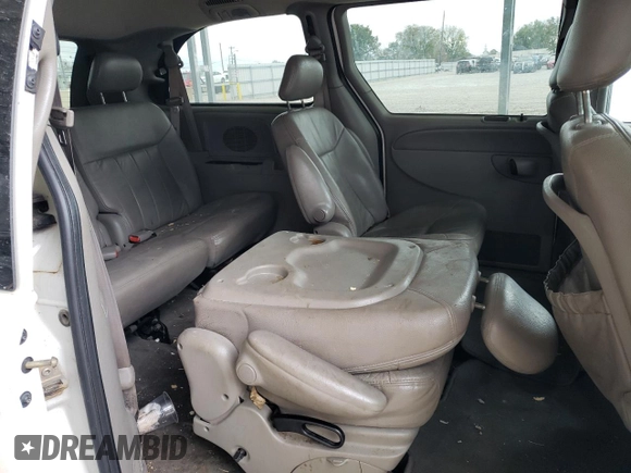 2002 Chrysler Town & Country LXi with VIN 2C8GP54LX2R736110, listed as a Copart auction lot 79117264 with 224,893 mi miles and Salvage Title. Bid and sale history available at carsss.com. Image 12.