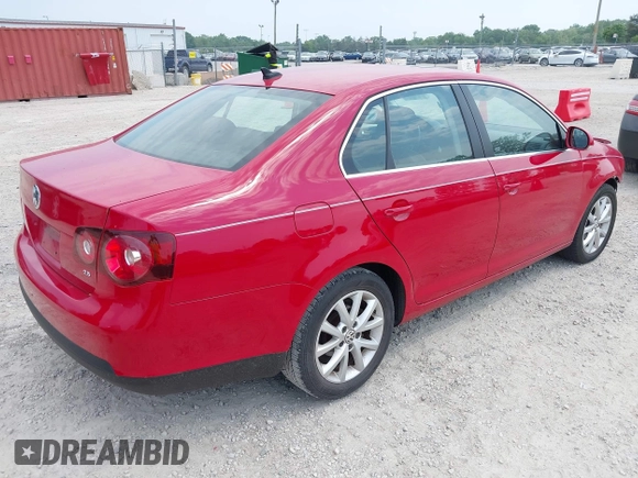 2010 Volkswagen Jetta Limited Edition с VIN 3VWRX7AJ2AM030065, выставлен на аукционе IAAI как лот 42486185 с пробегом 114 160 миль миль и . История ставок и продаж доступна на DreamBid. Изображение 4.