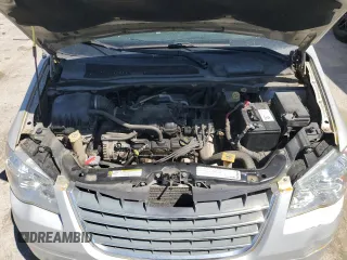 2009 Chrysler Town & Country LX with VIN 2A8HR44E39R525345, listed as a Copart auction lot 53158825 with 279,595 mi miles and Salvage Title. Bid and sale history available at DreamBid. Image 13.