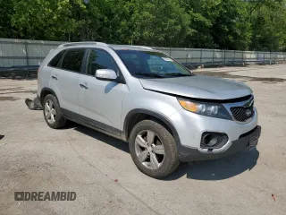 2013 Kia Sorento EX с VIN 5XYKU4A62DG373984, выставлен на аукционе Copart как лот 60425795 с пробегом 180 007 миль миль и Списание • Salvage title. История ставок и продаж доступна на DreamBid. Изображение 4.