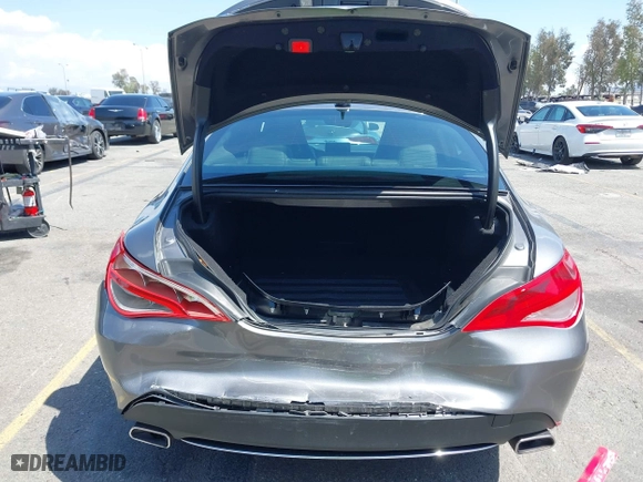 2015 Mercedes-Benz CLA-Class CLA 250 with VIN WDDSJ4EB4FN163193, listed as a IAAI auction lot 41958438 with 83,677 mi miles. Bid and sale history available at carsss.com. Image 16.