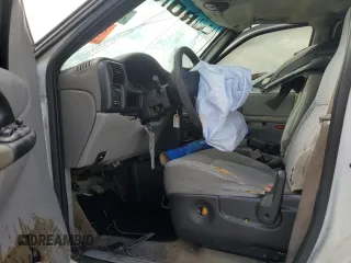 2004 Chevrolet Venture LS z VIN 1GNDU03E34D120555, wystawiony jako Copart lot #73174314 z przebiegiem Nie podano mil oraz Szkody całkowita. Historia ofert i sprzedaży dostępna na DreamBid. Obrazek 7.
