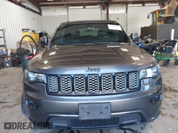 2020 Jeep Grand Cherokee Laredo z VIN 1C4RJFAG9LC325526, wystawiony jako IAAI lot #42609824 z przebiegiem 44 457 mil mil oraz . Historia ofert i sprzedaży dostępna na DreamBid. Obrazek 12.