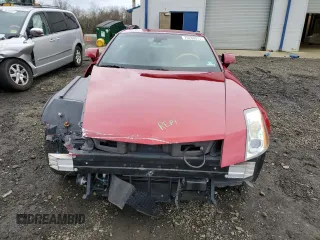 2004 Cadillac XLR z VIN 1G6YV34A845603928, wystawiony jako Copart lot #79260073 z przebiegiem 51 336 mil mil oraz Szkody całkowita. Historia ofert i sprzedaży dostępna na DreamBid. Obrazek 5.
