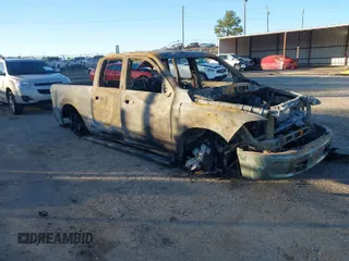 2017 Ram 1500 Outdoorsman z VIN 1C6RR7GT2HS822120, wystawiony jako IAAI lot #41068423 z przebiegiem Nie podano mil oraz . Historia ofert i sprzedaży dostępna na DreamBid. Obrazek 1.