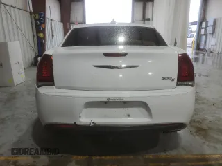2019 Chrysler 300 with VIN 2C3CCABG7KH697691, listed as a Copart auction lot 50608055 with 141,601 mi miles and Salvage Title. Bid and sale history available at carsss.com. Image 6.
