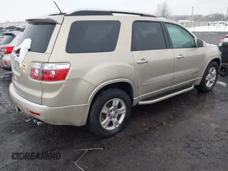 2007 GMC Acadia SLE with VIN 1GKER13717J132106, listed as a IAAI auction lot 41554287 with 139,879 mi miles. Bid and sale history available at carsss.com. Image 4.
