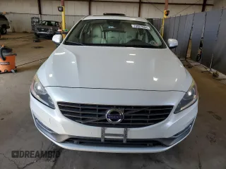 2015 Volvo V60 с VIN YV126MEC0F1205624, выставлен на аукционе Copart как лот 70863984 с пробегом 128 952 миль миль и Списание • Salvage title. История ставок и продаж доступна на DreamBid. Изображение 5.