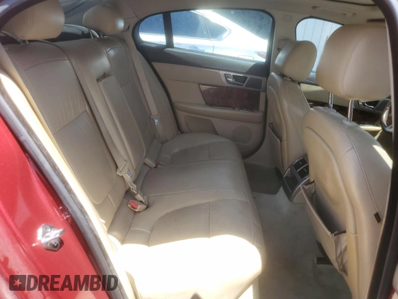 2009 Jaguar XF Premium Luxury z VIN SAJWA06B59HR02336, wystawiony jako Copart lot #60356295 z przebiegiem 113 535 mil mil oraz Czysty tytuł • Clean title. Historia ofert i sprzedaży dostępna na DreamBid. Obrazek 10.