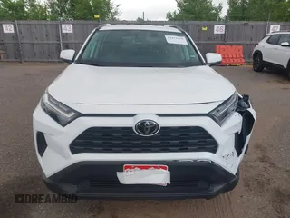 2024 Toyota RAV4 XLE with VIN 2T3P1RFV2RW454181, listed as a IAAI auction lot 42673458 with 31,803 mi miles and . Bid and sale history available at DreamBid. Image 12.
