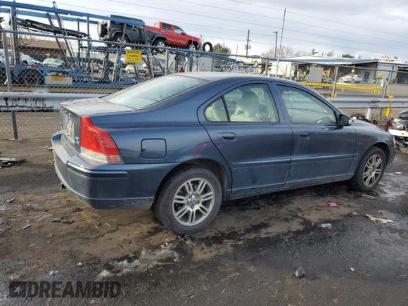 2009 Volvo S60 2.5T with VIN YV1RH592992726291, listed as a Copart auction lot 84039134 with 252,260 mi miles and Salvage Title. Bid and sale history available at carsss.com. Image 3.