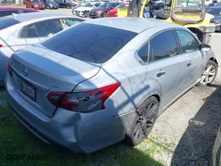 2018 Nissan Altima 2.5 SV with VIN 1N4AL3AP9JC163650, listed as a IAAI auction lot 41801388 with 1 mi miles. Bid and sale history available at carsss.com. Image 4.