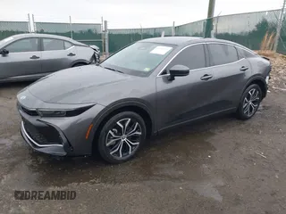 2023 Toyota Crown XLE с VIN JTDAAAAF8P3010262, выставлен на аукционе IAAI как лот 41485203 с пробегом 6 061 миль миль и . История ставок и продаж доступна на DreamBid. Изображение 18.