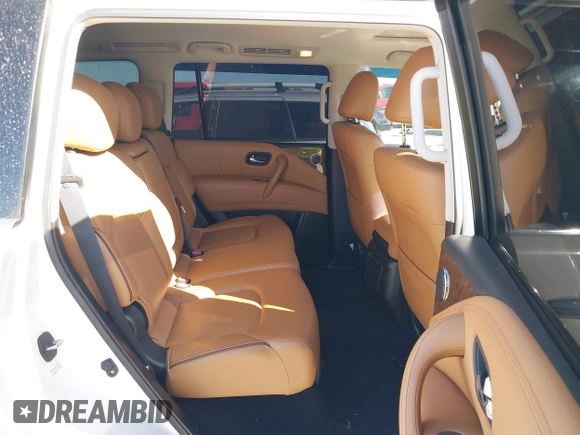 2016 Infiniti QX80 z VIN JN8AZ2NC2G9400211, wystawiony jako IAAI lot #41818944 z przebiegiem 108 206 mil mil oraz . Historia ofert i sprzedaży dostępna na DreamBid. Obrazek 8.