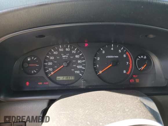 2001 Nissan Xterra XE z VIN 5N1ED28T51C513390, wystawiony jako Copart lot #85260414 z przebiegiem 218 377 mil mil oraz Szkoda całkowita • Salvage title. Historia ofert i sprzedaży dostępna na DreamBid. Obrazek 9.