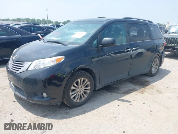 2016 Toyota Sienna XLE z VIN 5TDYK3DC5GS703586, wystawiony jako IAAI lot #42323587 z przebiegiem 127 640 mil mil oraz . Historia ofert i sprzedaży dostępna na DreamBid. Obrazek 2.