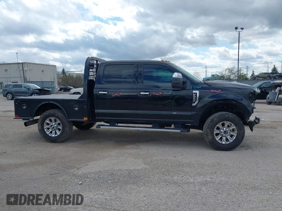 2018 Ford F-250 XL z VIN 1FT7W2BT2JEB68100, wystawiony jako IAAI lot #41974819 z przebiegiem 172 561 mil mil oraz . Historia ofert i sprzedaży dostępna na DreamBid. Obrazek 13.