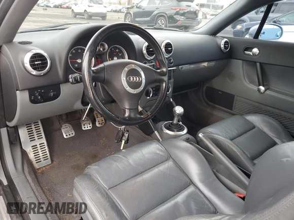 2001 Audi TT with VIN TRUWT28N111043941, listed as a Copart auction lot 41547035 with 97,099 mi miles and Clean Title. Bid and sale history available at carsss.com. Image 8.