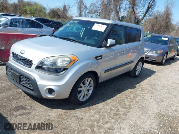 2013 Kia Soul with VIN KNDJT2A51D7755544, listed as a IAAI auction lot 41937138 with 120,680 mi miles. Bid and sale history available at carsss.com. Image 2.