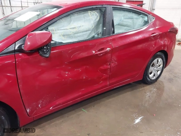 2016 Hyundai Elantra SE with VIN KMHDH4AE9GU573652, listed as a IAAI auction lot 41652780 with 124,897 mi miles. Bid and sale history available at carsss.com. Image 6.