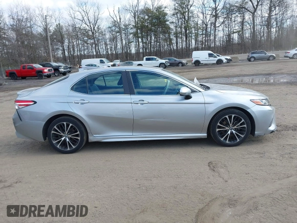 2020 Toyota Camry SE with VIN 4T1G11AKXLU941014, listed as a IAAI auction lot 41623517 with 109,172 mi miles. Bid and sale history available at carsss.com. Image 13.