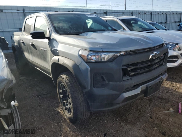 2024 Chevrolet Colorado 4WD Trail Boss with VIN 1GCPTEEK6R1156578, listed as a Copart auction lot 49397985 with 7,985 mi miles and Salvage Title. Bid and sale history available at carsss.com. Image 4.