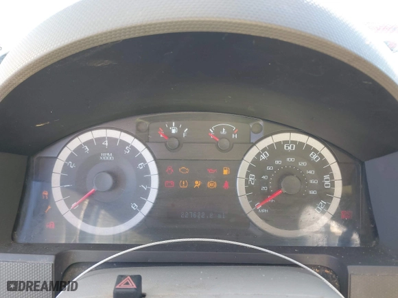 2010 Ford Escape XLT with VIN 1FMCU0D72AKC62810, listed as a IAAI auction lot 41343848 with 227,622 mi miles. Bid and sale history available at carsss.com. Image 7.