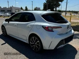 2020 Toyota Corolla Hatchback XSE with VIN JTNA4RBEXL3090391, listed as a Copart auction lot 72217164 with 88,330 mi miles and Clean Title. Bid and sale history available at carsss.com. Image 3.