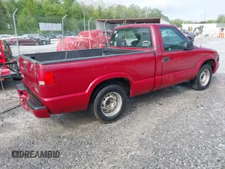 2003 GMC Sonoma SLS z VIN 1GTCS14H438272926, wystawiony jako IAAI lot #42098787 z przebiegiem 208 449 mil mil oraz . Historia ofert i sprzedaży dostępna na DreamBid. Obrazek 4.