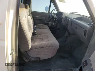 1991 Ford F-150 z VIN 1FTDF15N0MLA02510, wystawiony jako Copart lot #57076235 z przebiegiem 48 260 mil mil oraz Czysty tytuł • Clean title. Historia ofert i sprzedaży dostępna na DreamBid. Obrazek 10.