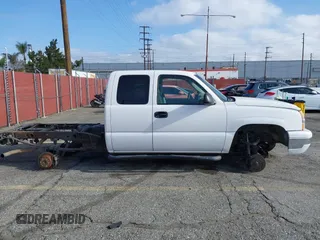 2003 Chevrolet Silverado 1500 LT with VIN 2GCEK19T031248177, listed as a IAAI auction lot 41956985 with 393,889 mi miles. Bid and sale history available at carsss.com. Image 13.