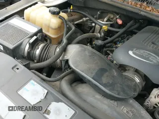 2003 GMC Sierra 1500 SLE с VIN 2GTEC19T031409690, выставлен на аукционе IAAI как лот 41525653 с пробегом 355 600 миль миль и . История ставок и продаж доступна на DreamBid. Изображение 13.