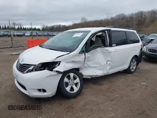 2012 Toyota Sienna LE AAS с VIN 5TDKK3DC7CS224490, выставлен на аукционе IAAI как лот 42030426 с пробегом 222 068 миль миль и . История ставок и продаж доступна на DreamBid. Изображение 2.