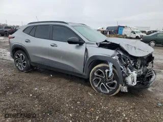 2025 Chevrolet Trax 2RS with VIN KL77LJEP1SC005739, listed as a Copart auction lot 88819335 with 5,800 mi miles and Salvage Title. Bid and sale history available at carsss.com. Image 4.
