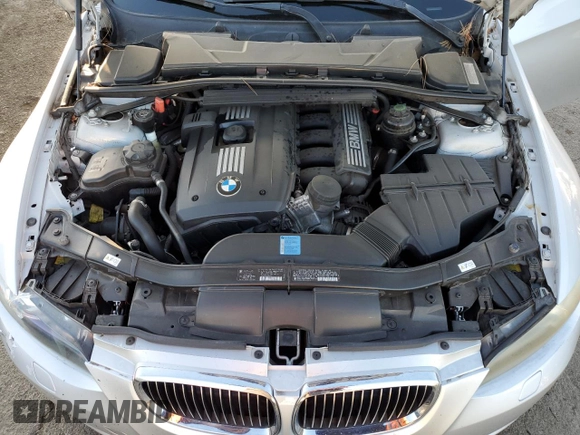 2010 BMW 3 Series 328i with VIN WBAWV1C58AP124404, listed as a Copart auction lot 78420784 with 113,597 mi miles and Clean Title. Bid and sale history available at carsss.com. Image 11.