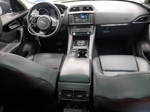2018 Jaguar F-Pace 20d Premium with VIN SADCJ2FN1JA283470, listed as a Copart auction lot 44193755 with 145,809 mi miles and Clean Title. Bid and sale history available at DreamBid. Image 8.