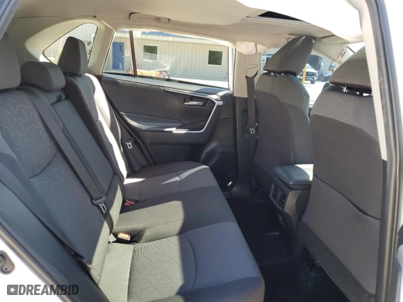 2020 Toyota RAV4 XLE with VIN 2T3W1RFV5LC073249, listed as a Copart auction lot 50763495 with 60,784 mi miles and Salvage Title. Bid and sale history available at carsss.com. Image 11.