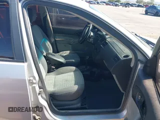 2007 Ford Focus S with VIN 1FAHP34N37W289507, listed as a IAAI auction lot 42632851 with 159,806 mi miles and . Bid and sale history available at DreamBid. Image 5.