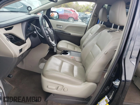 2019 Toyota Sienna XLE Auto Access Seat с VIN 5TDYZ3DC8KS978485, выставлен на аукционе Copart как лот 52772225 с пробегом 194 361 миль миль и Чистый • Clean title. История ставок и продаж доступна на DreamBid. Изображение 7.