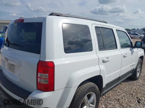 2017 Jeep Patriot Sport with VIN 1C4NJPBA8HD149312, listed as a IAAI auction lot 42176455 with 123,919 mi miles. Bid and sale history available at carsss.com. Image 4.