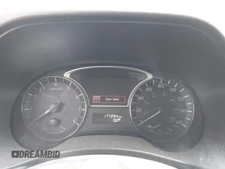 2014 Nissan Pathfinder SL with VIN 5N1AR2MNXEC635496, listed as a IAAI auction lot 42196222 with 177,254 mi miles and . Bid and sale history available at DreamBid. Image 7.