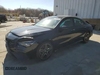 2024 Mercedes-Benz CLA 250 z VIN W1K5J4HB3RN457164, wystawiony jako Copart lot #52184165 z przebiegiem 23 405 mil mil oraz Szkoda całkowita • Salvage title. Historia ofert i sprzedaży dostępna na DreamBid. Obrazek 1.