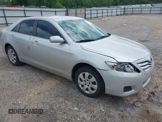 2011 Toyota Camry LE with VIN 4T1BF3EK1BU187646, listed as a IAAI auction lot 42035977 with 285,013 mi miles. Bid and sale history available at carsss.com. Image 1.