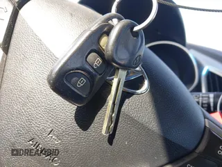 2012 Hyundai Veloster w/Gray Int с VIN KMHTC6AD8CU075076, выставлен на аукционе IAAI как лот 42345469 с пробегом 154 462 миль миль и . История ставок и продаж доступна на DreamBid. Изображение 11.