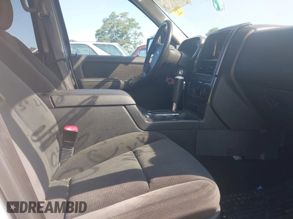 2009 Ford Explorer XLT with VIN 1FMEU73E29UA43461, listed as a IAAI auction lot 42090596 with 244,579 mi miles and . Bid and sale history available at DreamBid. Image 5.