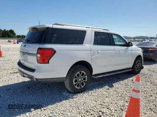 2022 Ford Expedition Max XLT z VIN 1FMJK1HT5NEA58324, wystawiony jako Copart lot #54058565 z przebiegiem Nie podano mil oraz Szkoda całkowita • Salvage title. Historia ofert i sprzedaży dostępna na DreamBid. Obrazek 3.