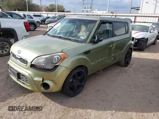 2012 Kia Soul + with VIN KNDJT2A69C7398380, listed as a IAAI auction lot 41523001 with 128,583 mi miles. Bid and sale history available at carsss.com. Image 2.