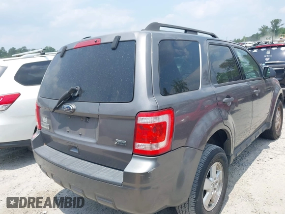 2010 Ford Escape XLT z VIN 1FMCU9DG3AKA55265, wystawiony jako IAAI lot #42414416 z przebiegiem 196 168 mil mil oraz . Historia ofert i sprzedaży dostępna na DreamBid. Obrazek 4.