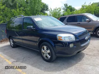2007 Chevrolet Uplander 2LT z VIN 1GNDV33137D116599, wystawiony jako IAAI lot #39644158 z przebiegiem 215 134 mil mil oraz . Historia ofert i sprzedaży dostępna na DreamBid. Obrazek 1.